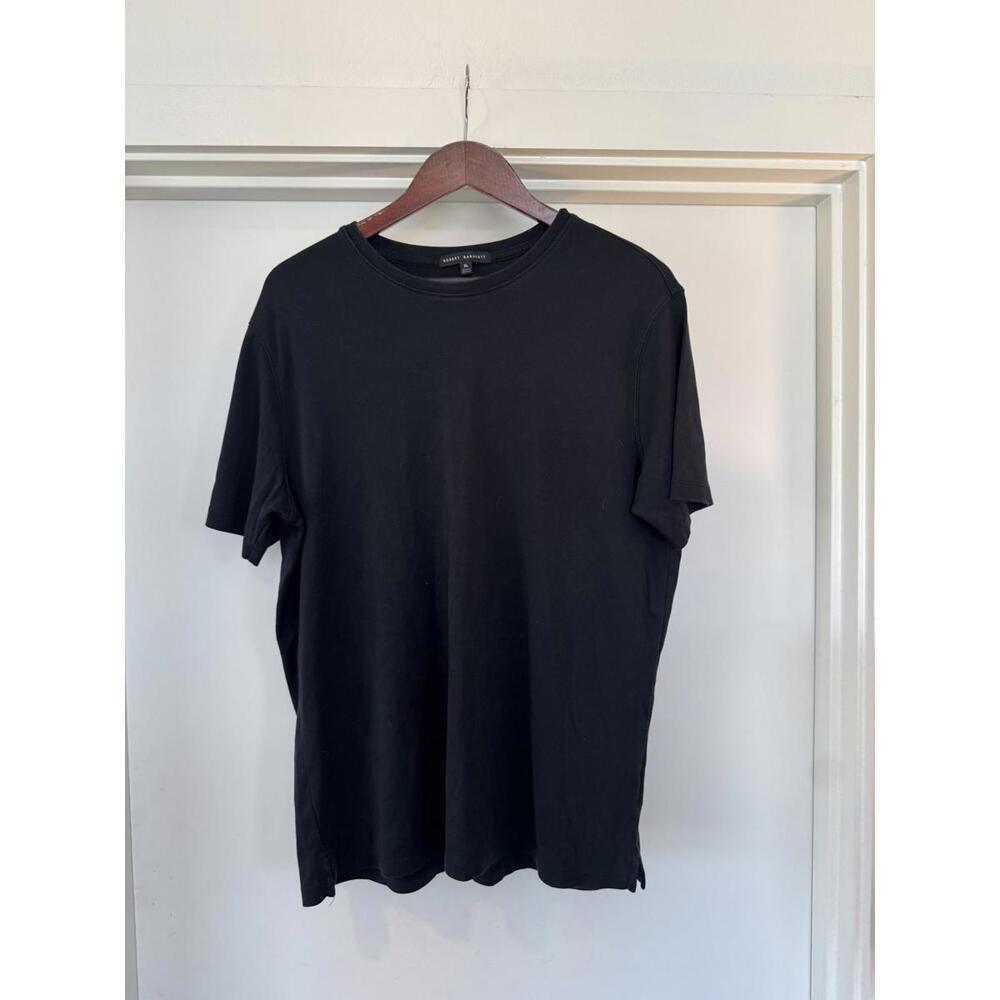 Black Tee
